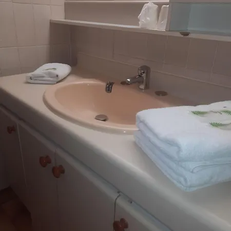 Hôtel Central Hotel 2*